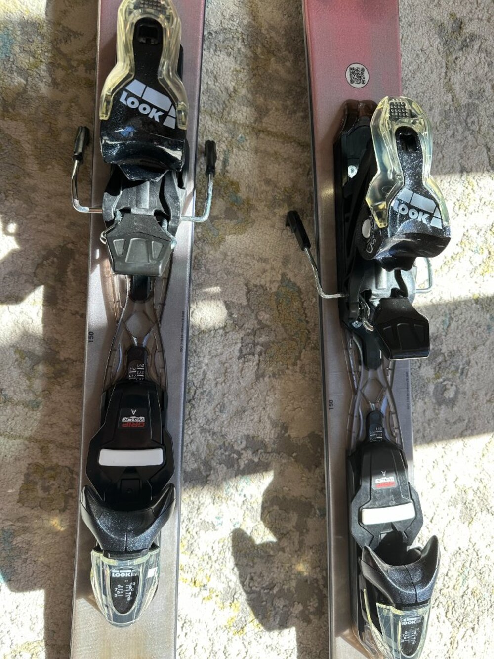 Rossignol, 150 cm, silver/pink, LOOK bindings